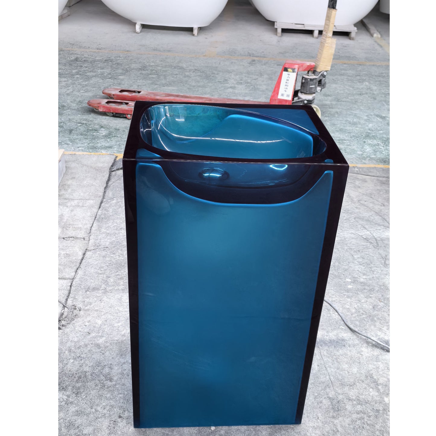 Modern Blue Transparent Pedestal Sink – Resin Stone Freestanding Basin for Luxury Bathrooms & Hotels