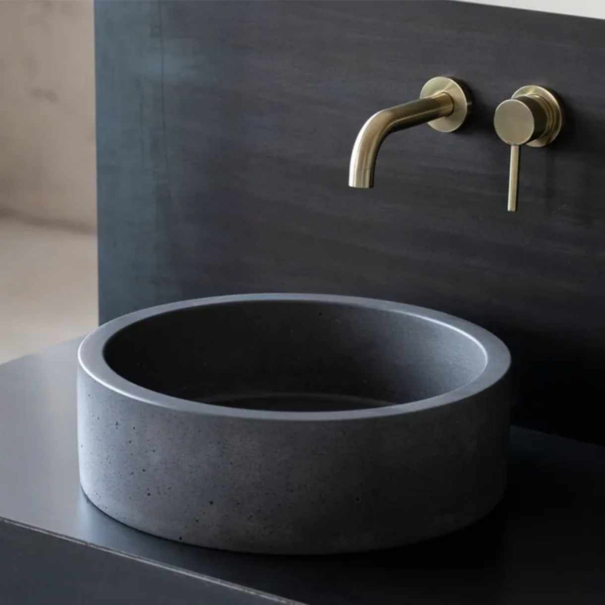 Modern Concrete Bathroom Sink – Western Style Countertop Cement Art Wash Basin with Single-Hole Faucet Mount