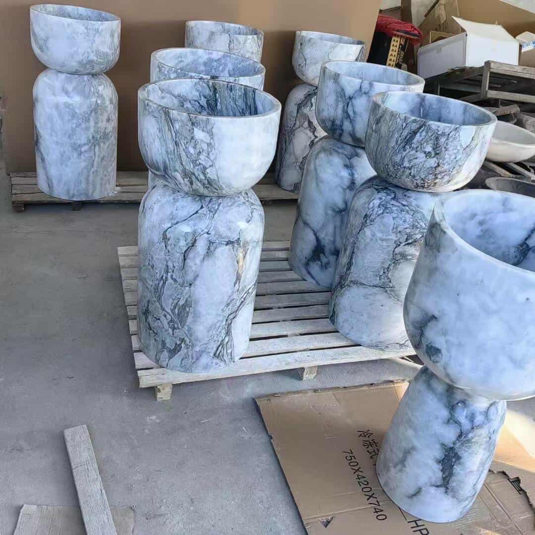 Classic Hand-Carved Natural Marble Vase – Modern Decorative Stone Ornament for Weddings, Home & Office