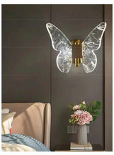 Charger l'image dans la galerie, Butterfly-Inspired Modern LED Light Wall Lamp for Hotel rooms, Living rooms, Bedsides, Bedrooms, Office rooms, and TV Walls