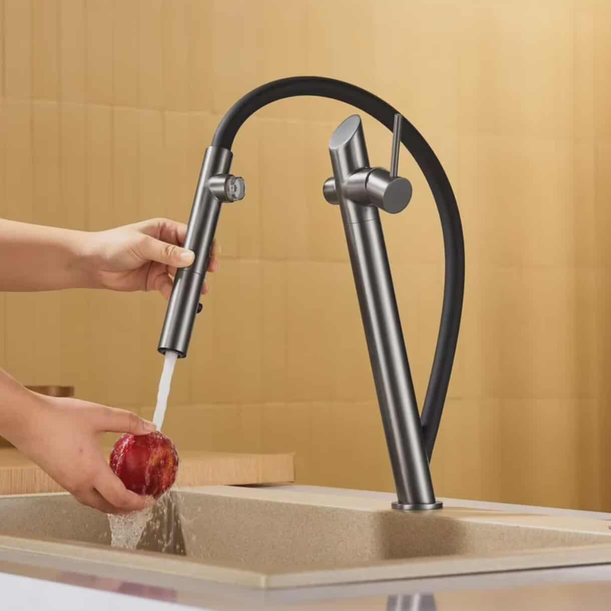 Luxury Black Pull-Out Kitchen Faucet – 304 Stainless Steel Hot and Cold-Water Mixer Tap