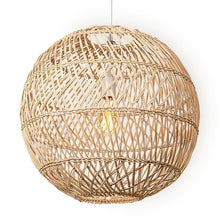 Lade das Bild in den Galerie-Viewer, Wholesale Handmade Bamboo Pendant Light – Rustic Rattan Woven Lampshade for Restaurant & Home Décor