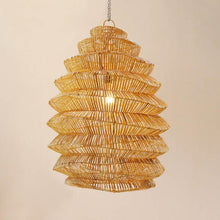 Lade das Bild in den Galerie-Viewer, Handmade Natural Rattan Hanging Lamp – Creative Indoor Pendant Light for Country Homes & Restaurant Décor