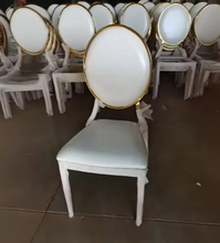 Charger l'image dans la galerie, Luxury Modern Gold Accent Chair – Sleek IronFrame Seating