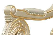 Cargar imagen en el visor de la galería, American style office furniture solid woodEuropean gold leather comfortable executive chair