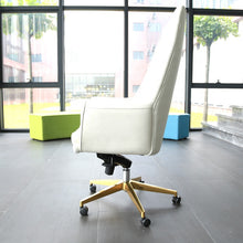 Load image into Gallery viewer, Modern comfortable design high quality office furniture leather office chair ergonomic swivel gaming chair adjustable