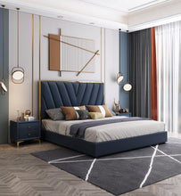 Load image into Gallery viewer, Luxury Design beds Gold Leaf Carving King Size Bed European Classic Royal Luxury Golden Wooden Bedroom beds