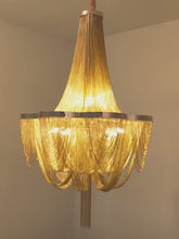 Load and play video in Gallery viewer, Staircase chandelier
Modern staircase chandelier
Luxury staircase chandelier
Crystal staircase chandelier
LED staircase chandelier