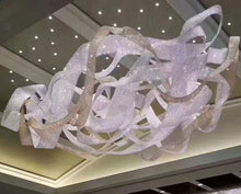 Cargar imagen en el visor de la galería, Custom Lotus Crystal Lamp Hotel Lobby Pineapple Bead Woven Mesh Chandeliers