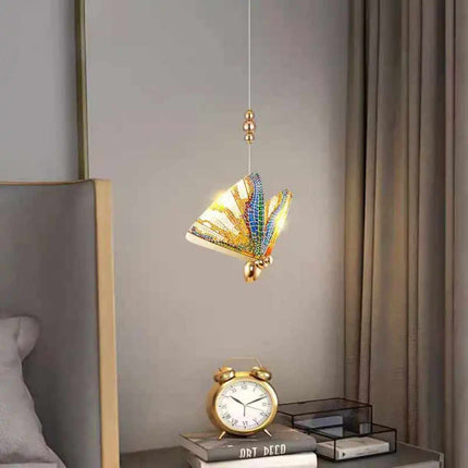 Nordischer Schmetterlings-Treppenhaus-Kronleuchter – Luxuriöse Pendelleuchte für Schlafzimmer, Nachttisch und dekorative Bereiche