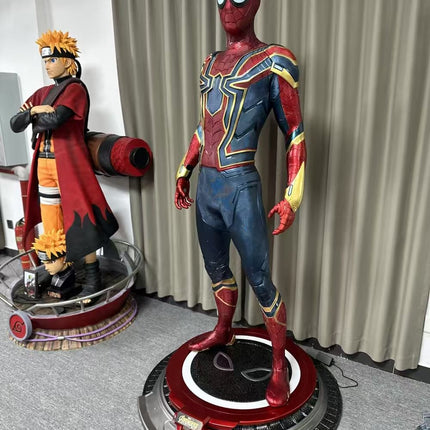 Classic Anime Spider-Man Life-Size Statue – Resin Craft Sculpture Figure for Home Decoration