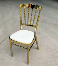 Charger l&#39;image dans la galerie, Modern Gold Metal Frame Chair – Stylish Shiny Accent Seating
