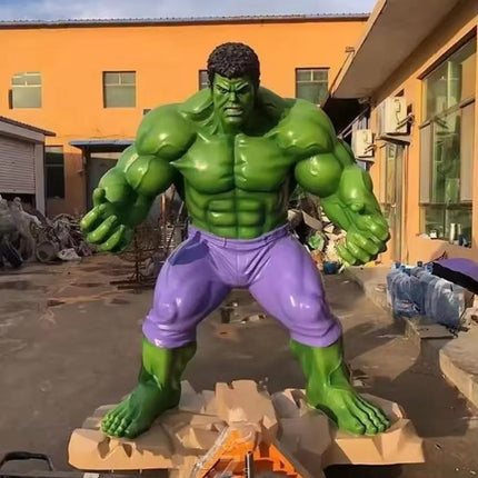 Hulk Sculpture – Superhero Movie Action Figure Resin Craft for Interior Decoration
