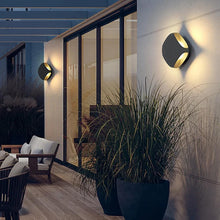 Charger l&#39;image dans la galerie, Up And Down Wall Mounted Led Outdoor Wall Light
