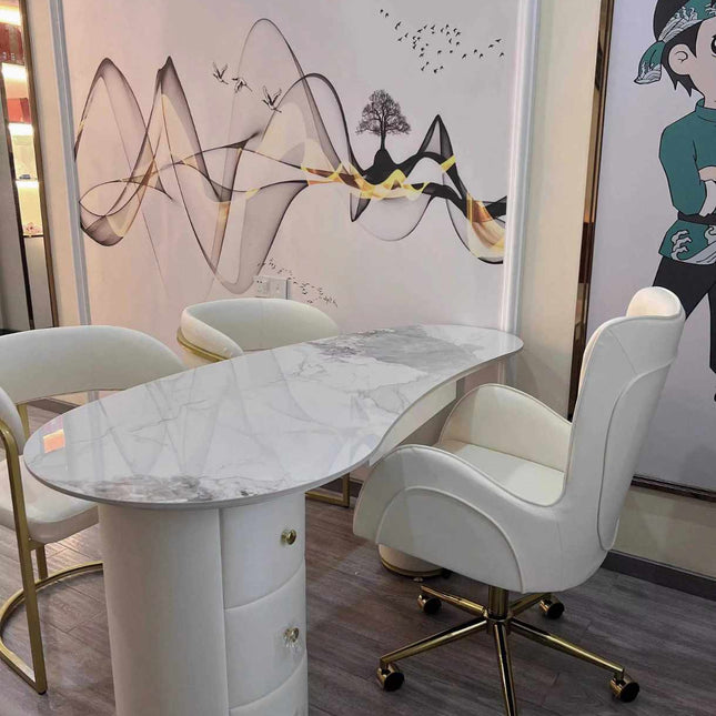 Bureau d'ordinateur de luxe en dalle de pierre de forme irrégulière, chaises de bureau réglables pour réception