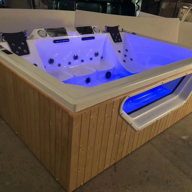 Smart Spa 5 Seater  Jacuzzi Hot Tub with Integrated Technology