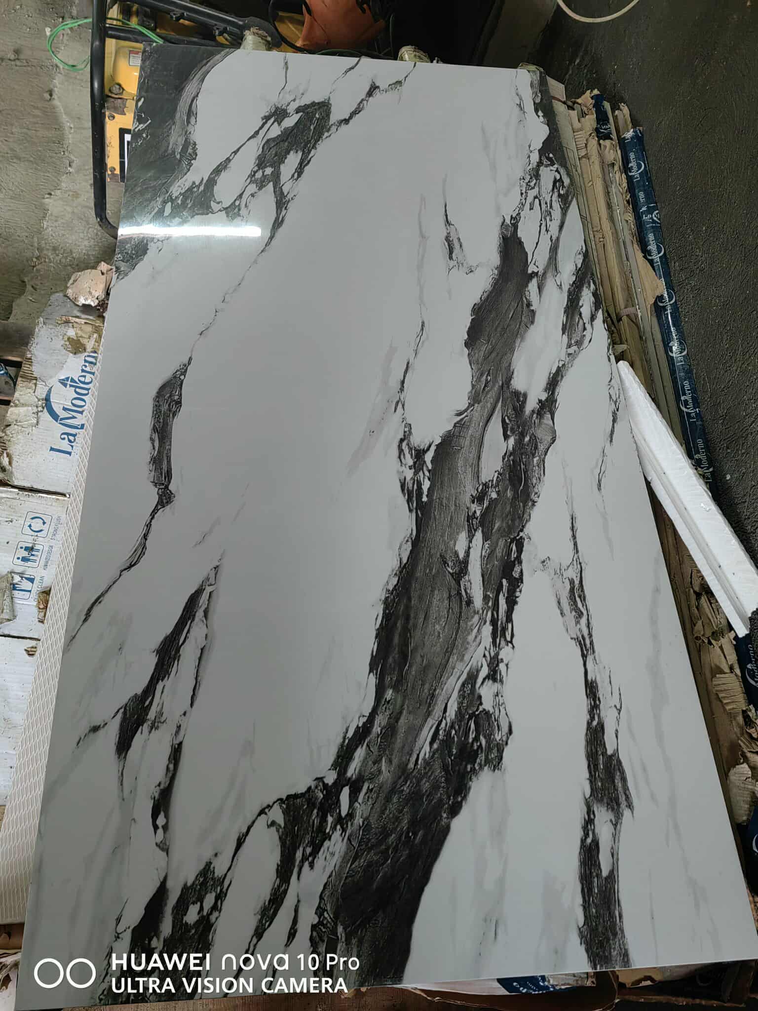 High-End Glossy Marble Stone Design Porcelain Tiles | Polished Glazed Luxury Floor and Wall Tiles for Modern Interior Decoration