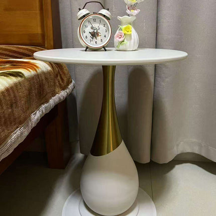 Europäischer Couchtisch in Creme – Italienischer, leichter Luxus-Mitteltisch für elegantes Wohnzimmerambiente