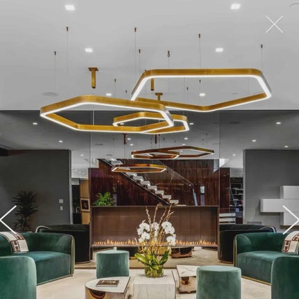 Modern Hexagonal LED Circle Chandelier – Luxury Indoor Ceiling Light for Living Rooms & Contemporary Interiors