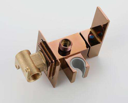 Quadratisches, handliches Bidet-Set aus roségoldenem Messing mit Warm- und Kaltwasserfunktion und Duschventil