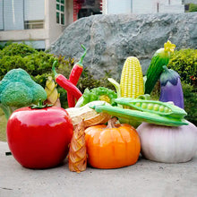 Lade das Bild in den Galerie-Viewer, Fiberglass Resin Vegetable Fruit Pumpkin, Watermelon, Strawberry, Pineapple Sculpture Outdoor Fiberglass Decoration
