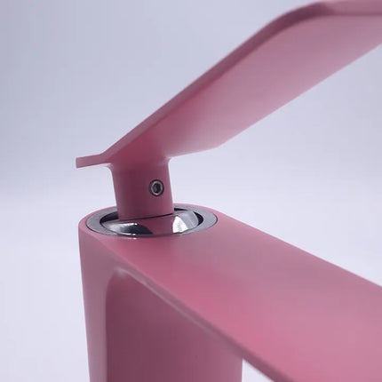 Robinet rose monotrou style moderne