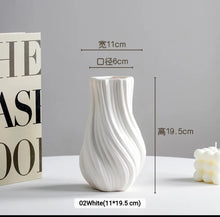 Load image into Gallery viewer, Minimalist Creative Design Tabletop Flower Vase
