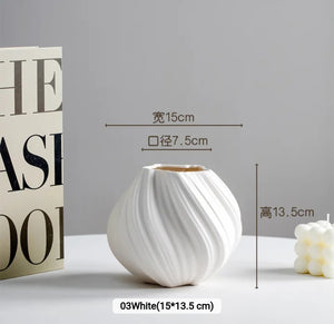 Minimalist Creative Design Tabletop Flower Vase