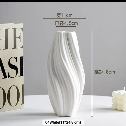 Minimalist Creative Design Tabletop Flower Vase