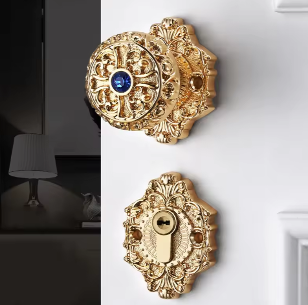 European Vintage Brass Door Lock Set – Luxury Carved Handle Gold Door Knob