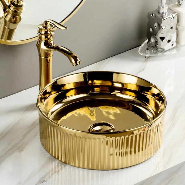 Gleaming Gold Finish with Detailed Ribbed Texture Crafted with Exquisite Artistry