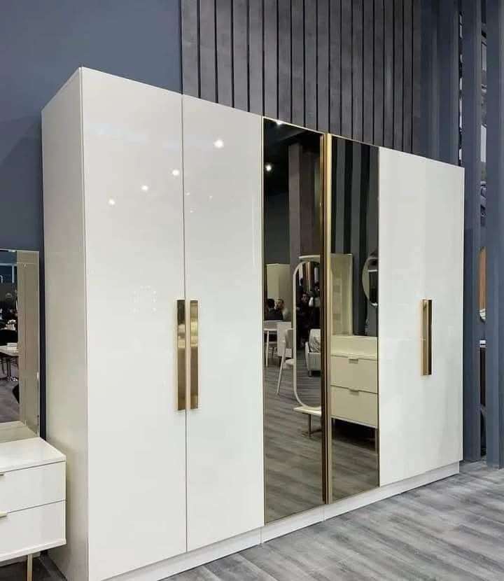 Cabinet Wardrobe Modern Style – Dust-Proof, Moisture-Proof Bedroom Closet with Personalized Storage Design