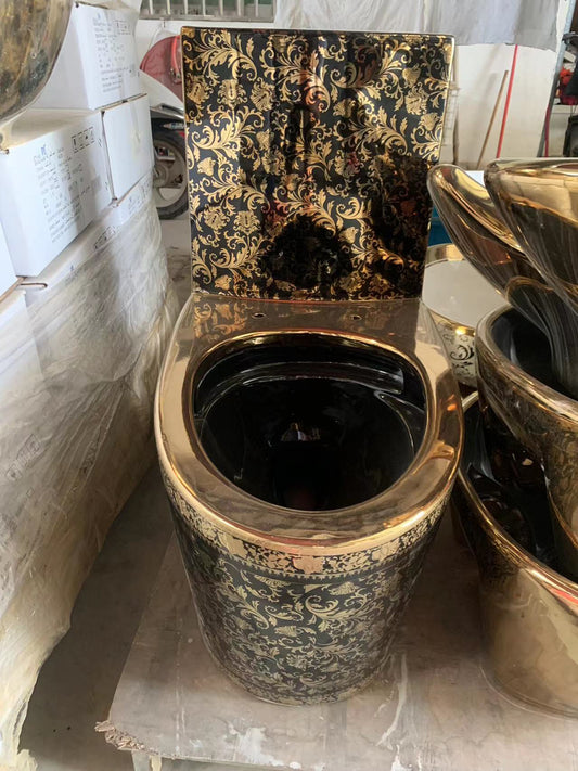 Black and Gold-Colored One Piece WC Toilet Bowl Floor-Mounted Elongated Porcelain Floral Toilet Bowl Electroplated