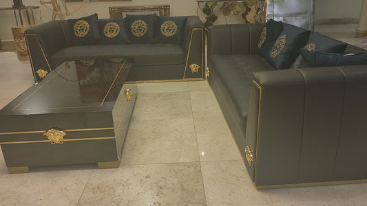 Medusa Set Delivered : To Ms. Candice