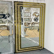 Lade das Bild in den Galerie-Viewer, Minimalist Golden Mirror 180x100cm Glass Gold Rhinestones
