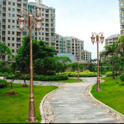 High Quality Outdoor Waterproof IP65 Street Vintage Outdoor Garden Solar Charged LED Lamp Post LED Garden Light