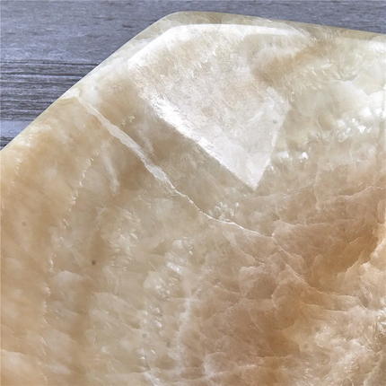 Size and Shape Can Be Customizable Luxury Natural Yellow Onyx Unique Shape Vessel Sink Marble Stone Wash Basin Bowl