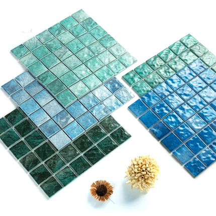 30×30 Emerald Green Glass Mosaic Pool Tiles of Premium Grade