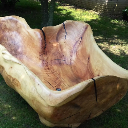 Handcrafted Unique Elegant Luxurious Exotic Timber Whole Solid Suar Epoxy Wood Freestanding Bathtub Soaking Outdoor