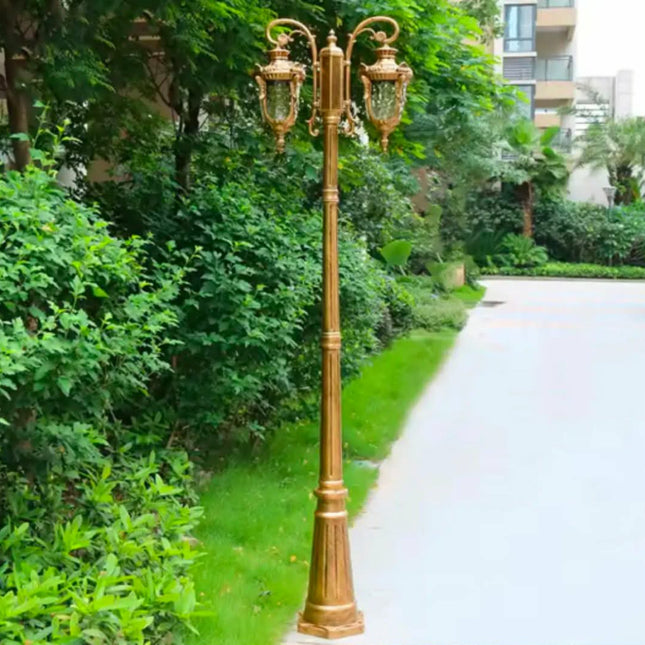 High Quality Outdoor Waterproof IP65 Street Vintage Outdoor Garden Solar Charged LED Lamp Post LED Garden Light