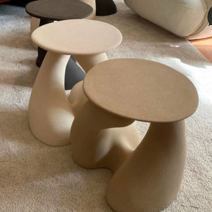 Modern Simple Fiberglass Small Side Table Suitable for Living Room and Bedroom Bedside Special-Shaped Side Table