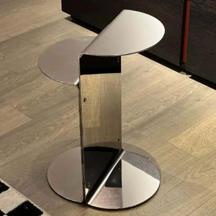 Light Luxury Mirror Polished Stainless Steel Double Tier Curved Side Table Stable Load Bearing For Home Furniture Decor