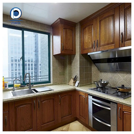Luxury Residential Solid Wood Kitchen Cabinets For House and Villa Projects