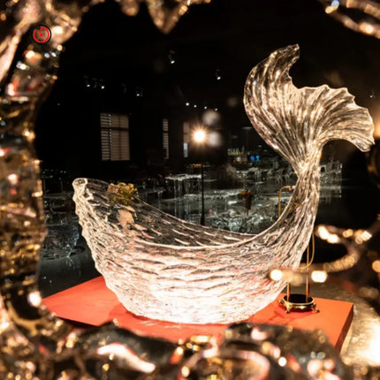 Fish Shape Personality Creative Outdoor Platinum Crystal Transparent Adult Bathtub For Hotel