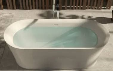 Freestanding Oval Acrylic Bathtub 1.8m Heavy Duty Modern Design Center Drain Soaking Tub for Hotel & Villa Use