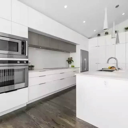 Modern Two Colors Lacquer Finish Custom Made Kitchen Cabinet