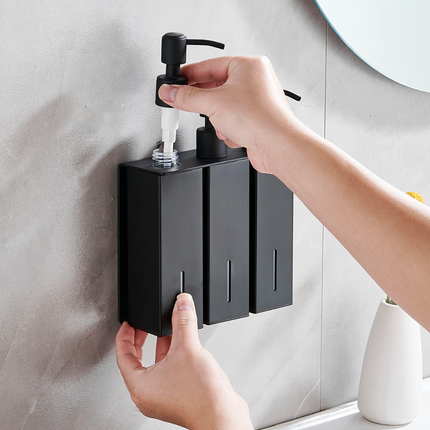 OEM Modern Stainless Steel 500ml Liquid Soap Dispenser Wall-Mounted Shower Shampoo Gel Dispenser Bathroom Accessories Metal Cup
