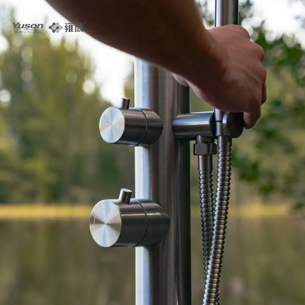 304 Stainless Steel Long Lasting Outdoor Shower Sturdy Poolside Shower Unit