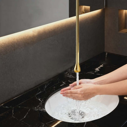 Luxury Hotel Sink Faucet on the Ceiling Pendant Faucet Vertical Design Rainfall Water Drop Ceiling Hang Basin Mixer Tap Faucet