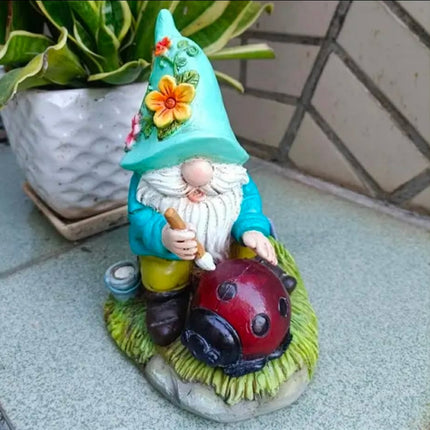 Cross Border Outdoor Courtyard Ornaments Dwarf Elf Resin Garden Gnome Statue With Solar Light Christmas Decoration